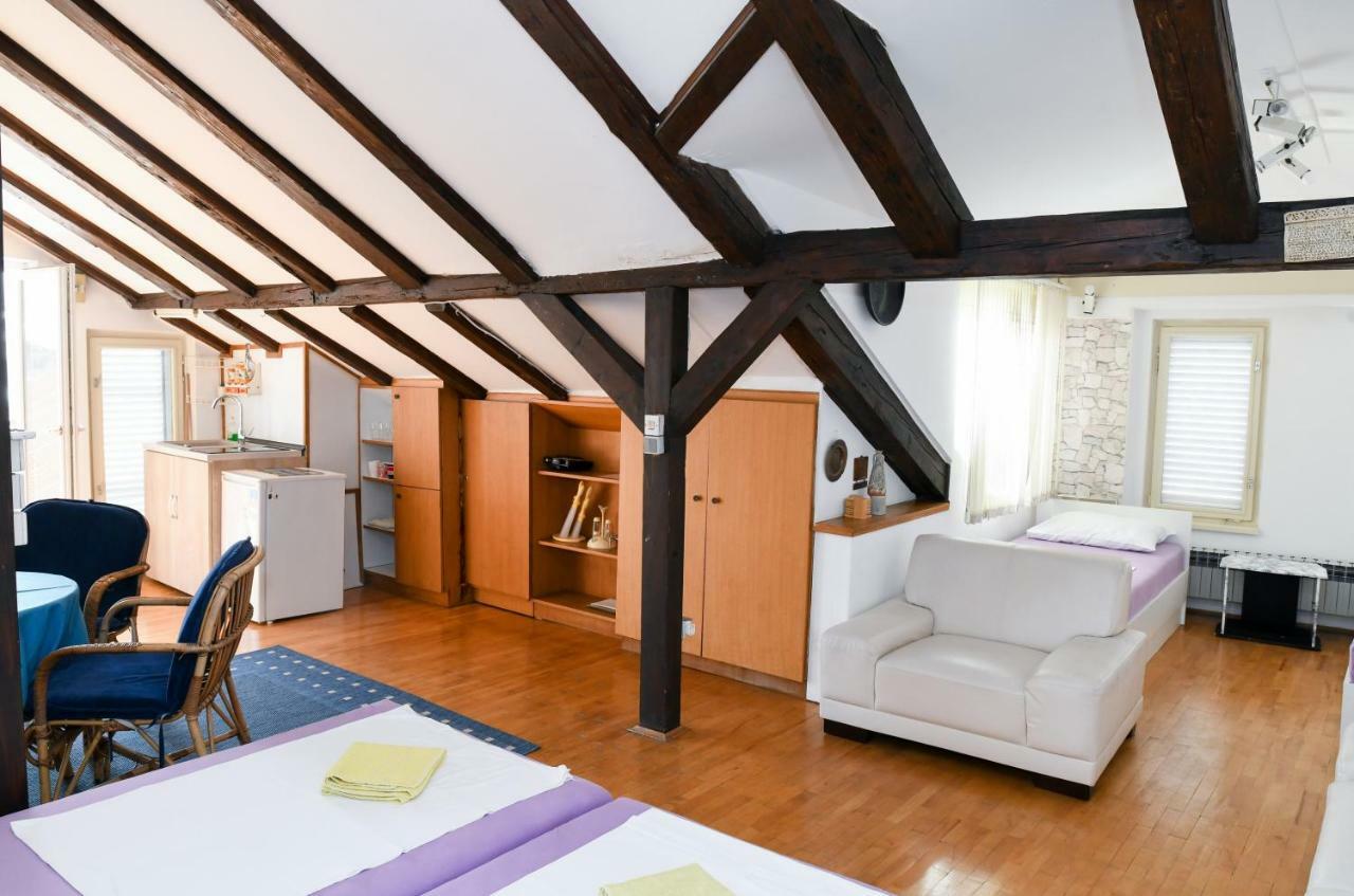 Bazilika Apartment *